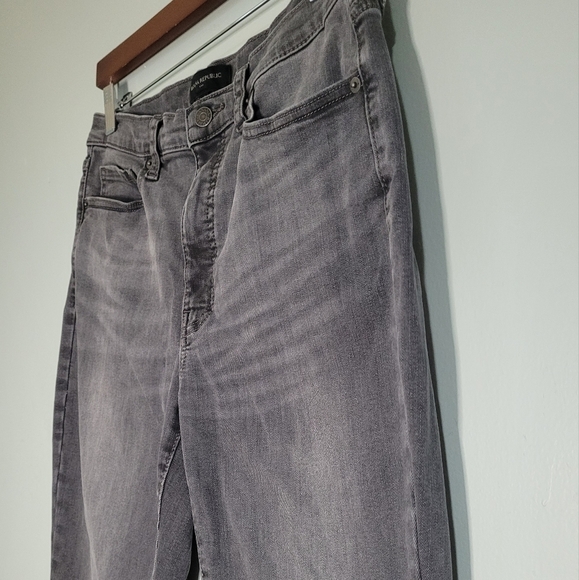 Banana Republic Grey Bootcut Denim Jeans. 8/29 - Picture 5 of 10